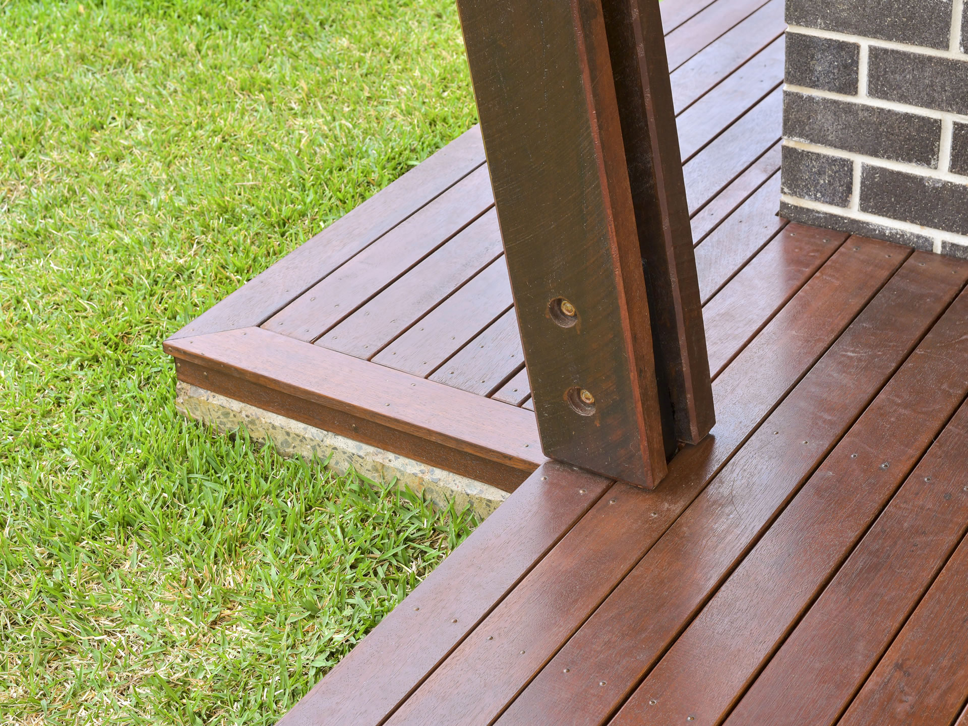 Mango Hill House Deck