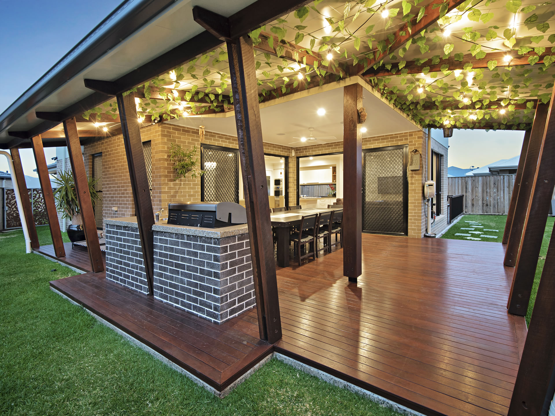 Mango Hill House
