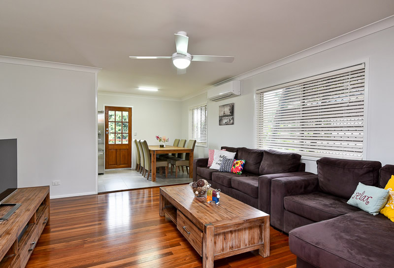 Albany Creek Renovation - Lounge