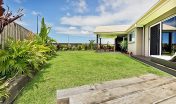 North Lakes Home - Yard