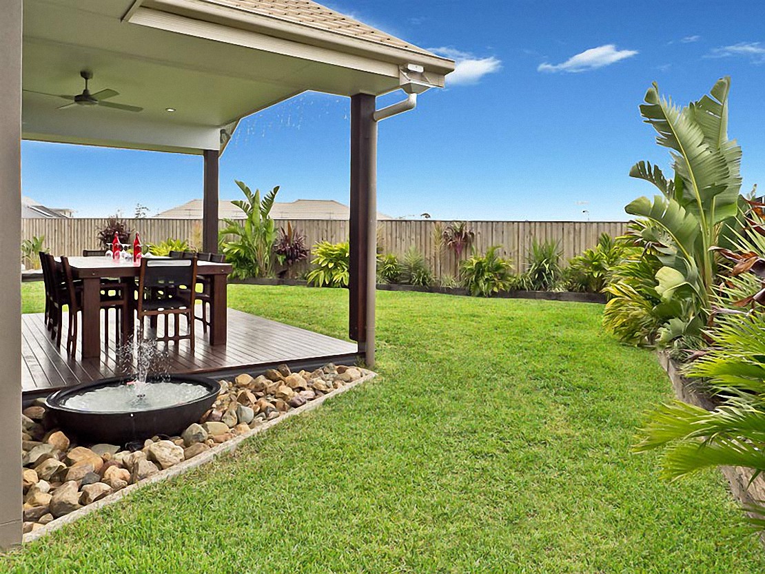 North Lakes Home - Deck